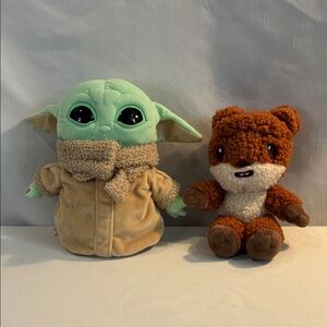 Star Wars Baby Yoda Grogu & Wicket the Ewok collectible plush stuffed set Mattel